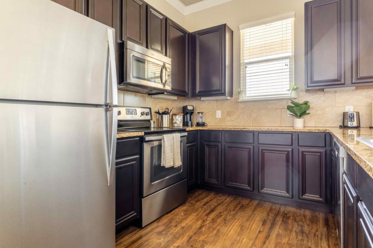 Bright And Spacious Apartments With Gym And Pool Access At Century Stone Hill North In Pflugerville, Austin Luaran gambar